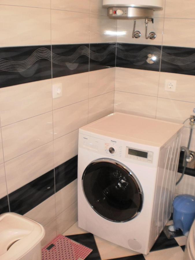 Apartment Lana Omiš Zewnętrze zdjęcie