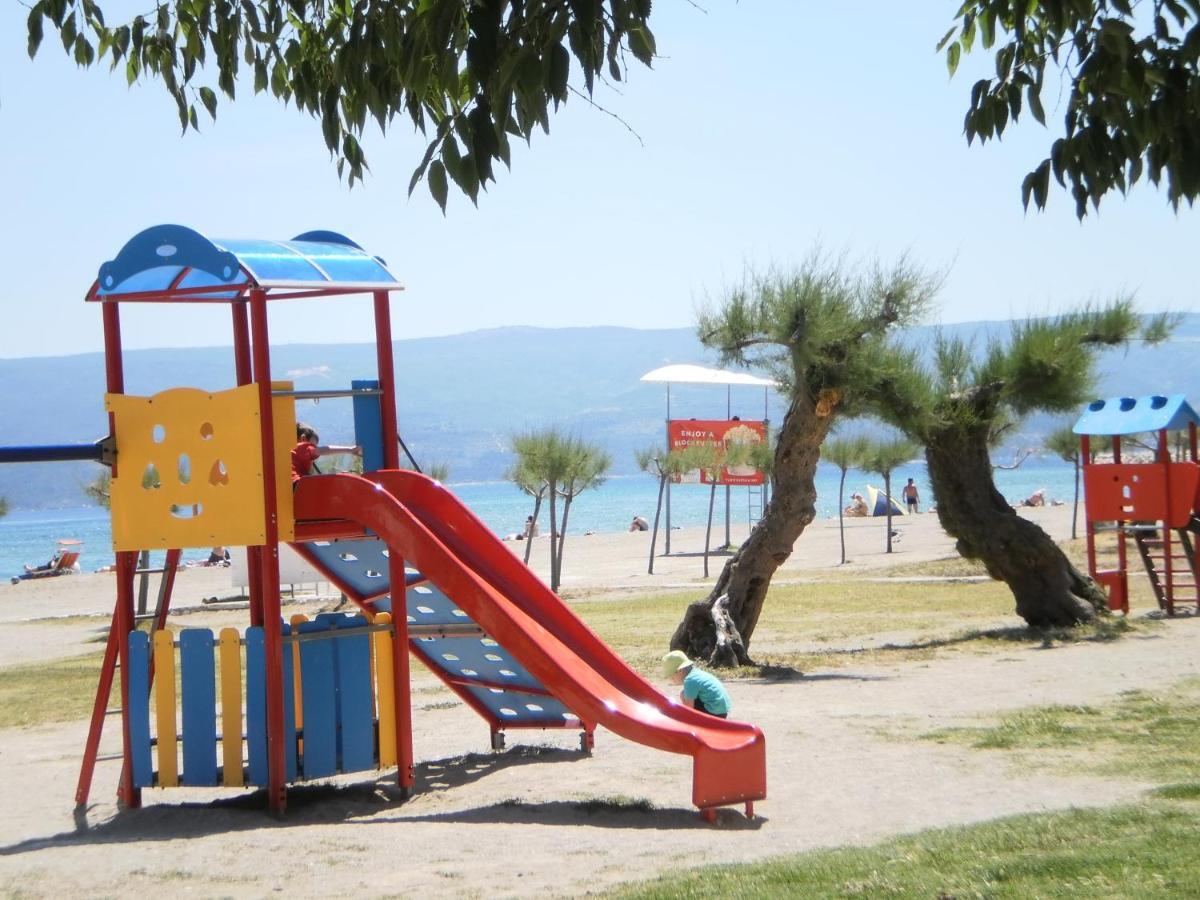 Apartment Lana Omiš Zewnętrze zdjęcie