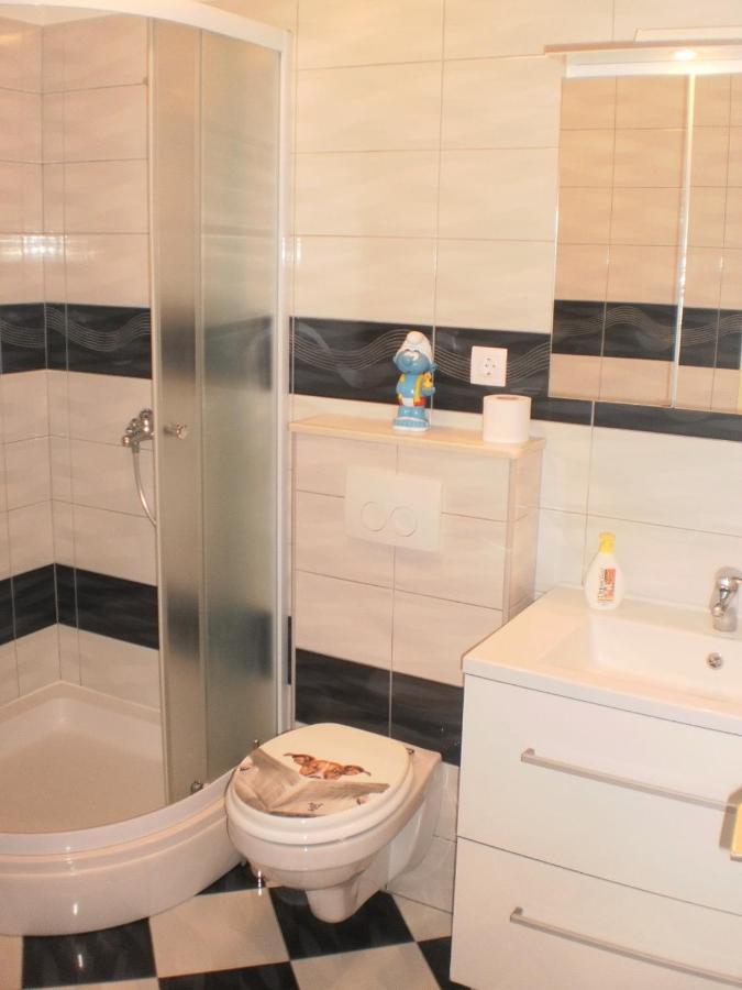 Apartment Lana Omiš Zewnętrze zdjęcie